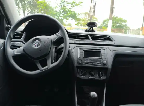 VOLKSWAGEN-GOL-2020