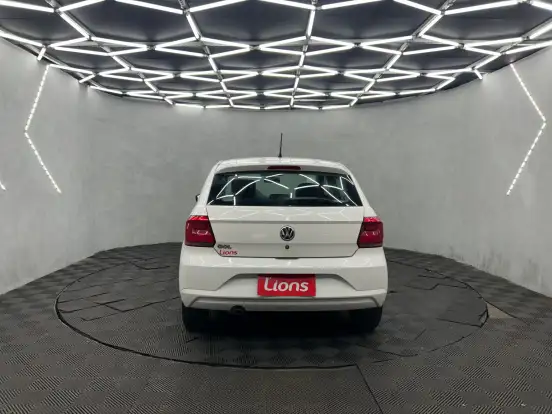 VOLKSWAGEN-GOL-2023