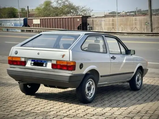 VOLKSWAGEN-GOL-1996