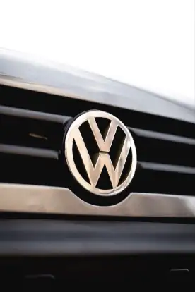 VOLKSWAGEN-GOL-1999