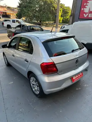 VOLKSWAGEN-GOL-2021