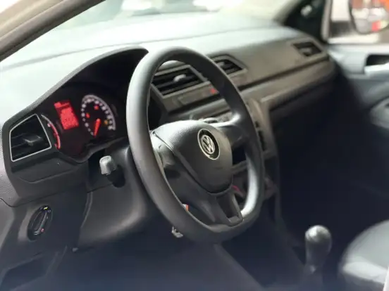 VOLKSWAGEN-GOL-2016