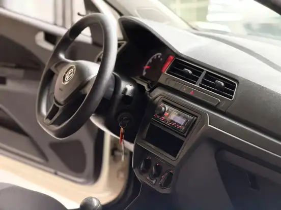 VOLKSWAGEN-GOL-2016