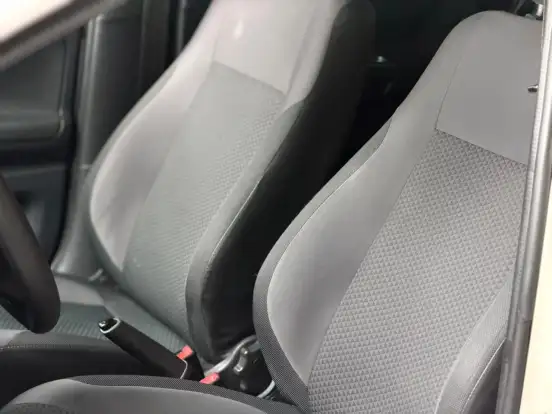 VOLKSWAGEN-GOL-2016