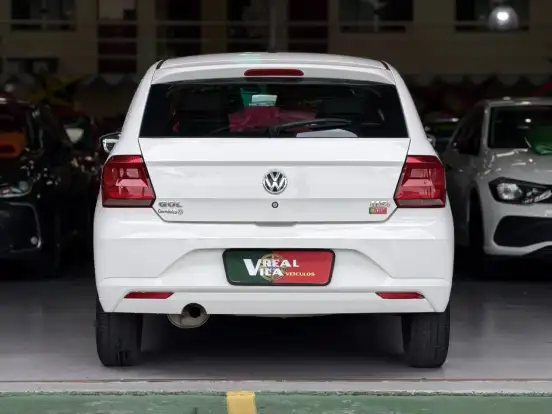 VOLKSWAGEN-GOL-2016