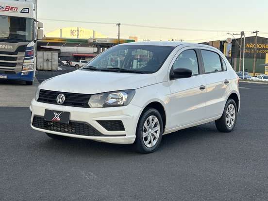 VOLKSWAGEN-GOL-2018