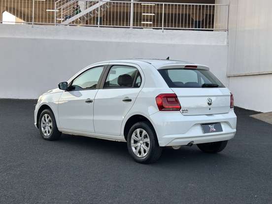 VOLKSWAGEN-GOL-2018