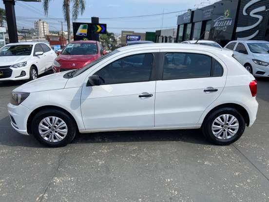 VOLKSWAGEN-GOL-2020