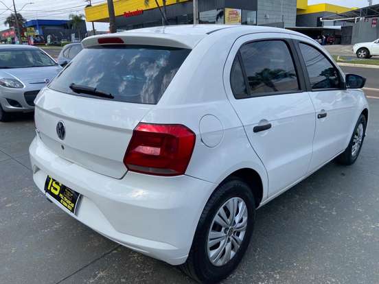 VOLKSWAGEN-GOL-2020