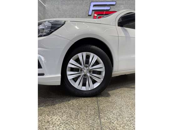 VOLKSWAGEN-GOL-1.0 12V MPI TOTALFLEX 4P MANUAL VOLKSWAGEN-GOL-2022
