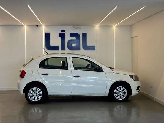 VOLKSWAGEN-GOL-1.0 12V MPI TOTALFLEX 4P MANUAL VOLKSWAGEN-GOL-2022