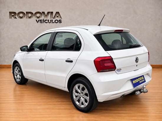 VOLKSWAGEN-GOL-2021