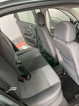 VOLKSWAGEN-GOL-1.0 MI 8V FLEX 4P MANUAL G.IV VOLKSWAGEN-GOL-2011