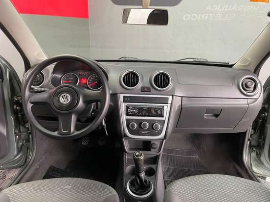 VOLKSWAGEN-GOL-2011