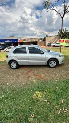 VOLKSWAGEN-GOL-2010