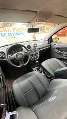 VOLKSWAGEN-GOL-2010