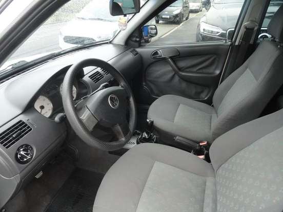 VOLKSWAGEN-GOL-1.6 MI POWER FLEX 4P MANUAL G.III VOLKSWAGEN-GOL-2004