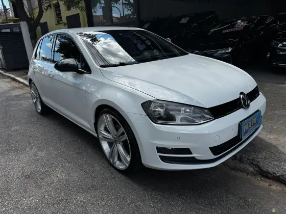 VOLKSWAGEN GOLF 1.4 TSI COMFORTLINE 16V GASOLINA 4P AUTOMÁTICO