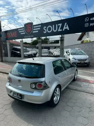 VOLKSWAGEN-GOLF-2008