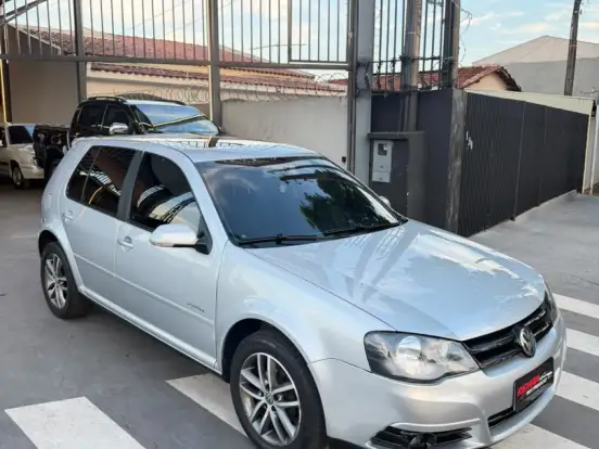 VOLKSWAGEN-GOLF-1.6 MI SPORTLINE 8V FLEX 4P MANUAL VOLKSWAGEN-GOLF-2010