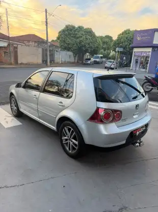 VOLKSWAGEN-GOLF-2010