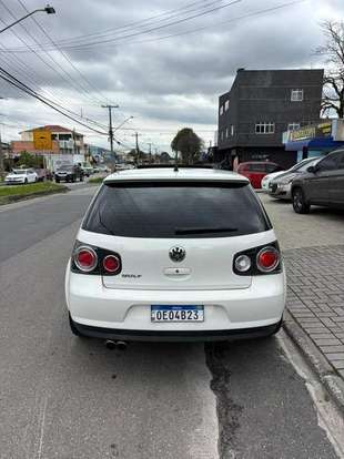 VOLKSWAGEN-GOLF-2013