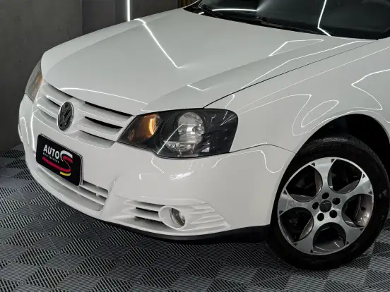 VOLKSWAGEN-GOLF-2012