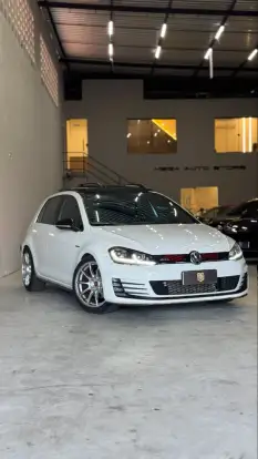 VOLKSWAGEN-GOLF-2017