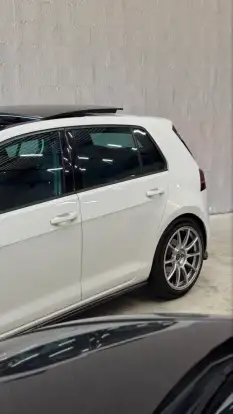 VOLKSWAGEN-GOLF-2.0 TSI GTI 16V TURBO GASOLINA 4P AUTOMÁTICO VOLKSWAGEN-GOLF-2017