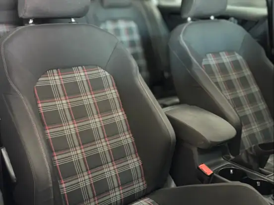 VOLKSWAGEN-GOLF-2.0 TSI GTI 16V TURBO GASOLINA 4P AUTOMÁTICO VOLKSWAGEN-GOLF-2017