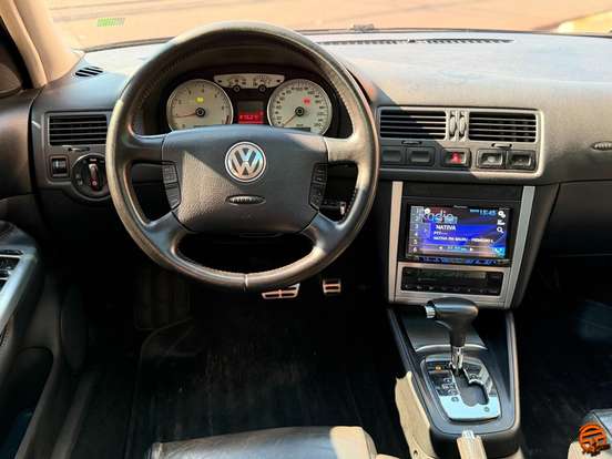 VOLKSWAGEN-GOLF-2013