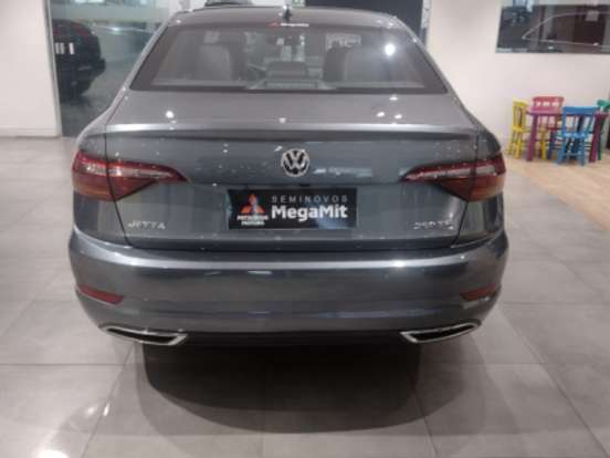 VOLKSWAGEN-JETTA-1.4 250 TSI TOTAL FLEX R-LINE TIPTRONIC VOLKSWAGEN-JETTA-2020