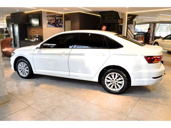 VOLKSWAGEN-JETTA-1.4 250 TSI TOTAL FLEX TIPTRONIC VOLKSWAGEN-JETTA-2018
