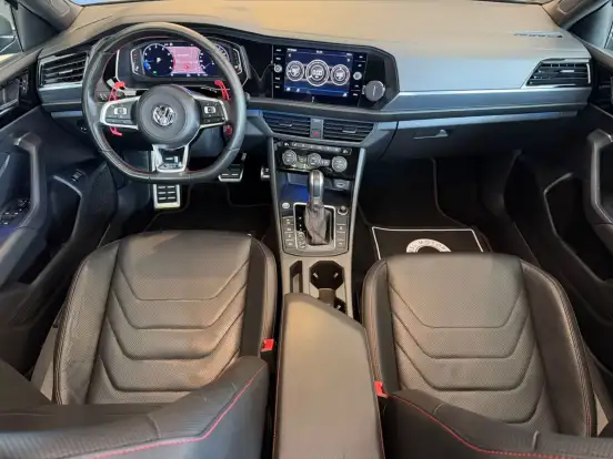 VOLKSWAGEN-JETTA-2019