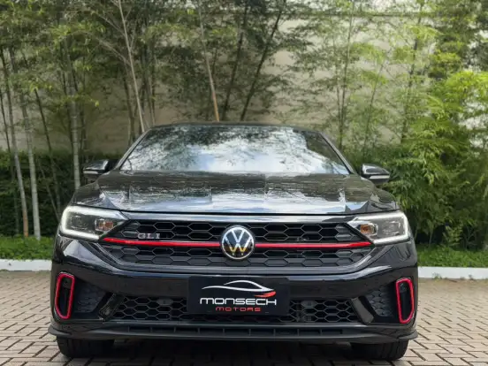 VOLKSWAGEN-JETTA-2024