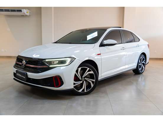 VOLKSWAGEN-JETTA-2023