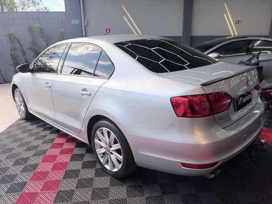 VOLKSWAGEN-JETTA-2.0 COMFORTLINE FLEX 4P TIPTRONIC VOLKSWAGEN-JETTA-2014