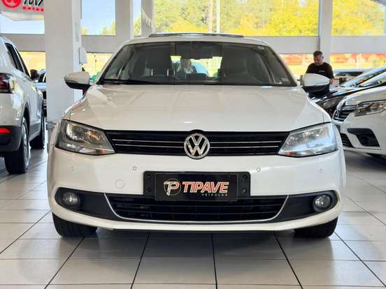 VOLKSWAGEN-JETTA-2.0 TSI HIGHLINE 200CV GASOLINA 4P TIPTRONIC VOLKSWAGEN-JETTA-2012