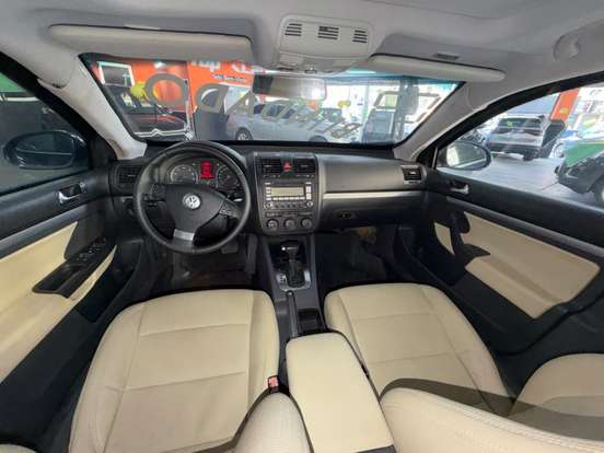 VOLKSWAGEN-JETTA-2.5 I VARIANT 20V 170CV GASOLINA 4P TIPTRONIC VOLKSWAGEN-JETTA-2009