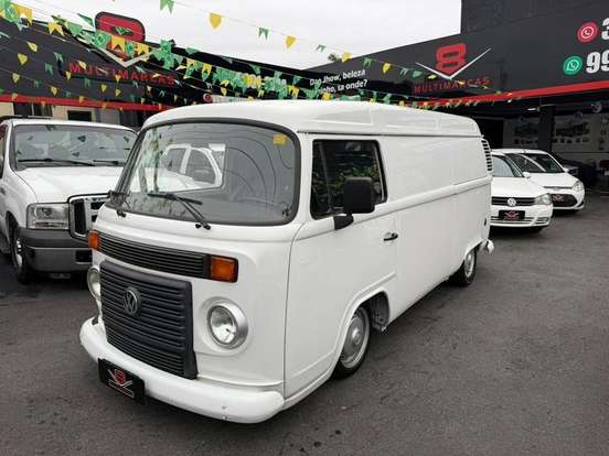 VOLKSWAGEN-KOMBI-2012