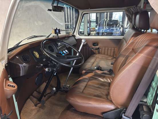 VOLKSWAGEN-KOMBI-1.6 MI STD 8V GASOLINA 3P MANUAL VOLKSWAGEN-KOMBI-1986