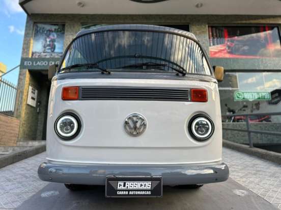 VOLKSWAGEN-KOMBI-1.6 MI STD LOTAÇÃO 8V GASOLINA 3P MANUAL VOLKSWAGEN-KOMBI-2003