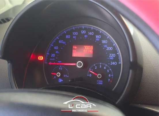 VOLKSWAGEN-NEW BEETLE-2008