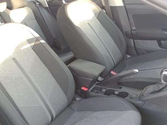 VOLKSWAGEN-NIVUS-1.0 200 TSI TOTAL FLEX COMFORTLINE AUTOMÁTICO VOLKSWAGEN-NIVUS-2025
