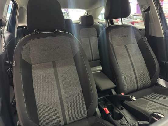 VOLKSWAGEN-NIVUS-1.0 200 TSI TOTAL FLEX COMFORTLINE AUTOMÁTICO VOLKSWAGEN-NIVUS-2025
