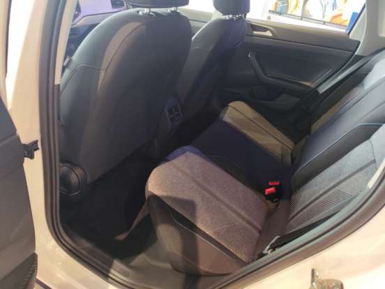 VOLKSWAGEN-NIVUS-1.0 200 TSI TOTAL FLEX COMFORTLINE AUTOMÁTICO VOLKSWAGEN-NIVUS-2025