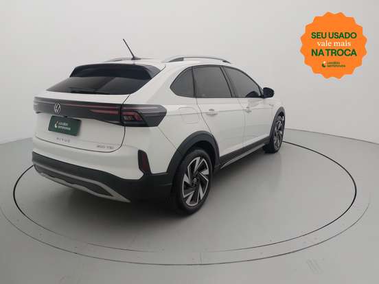 VOLKSWAGEN-NIVUS-1.0 200 TSI TOTAL FLEX HIGHLINE AUTOMÁTICO VOLKSWAGEN-NIVUS-2025