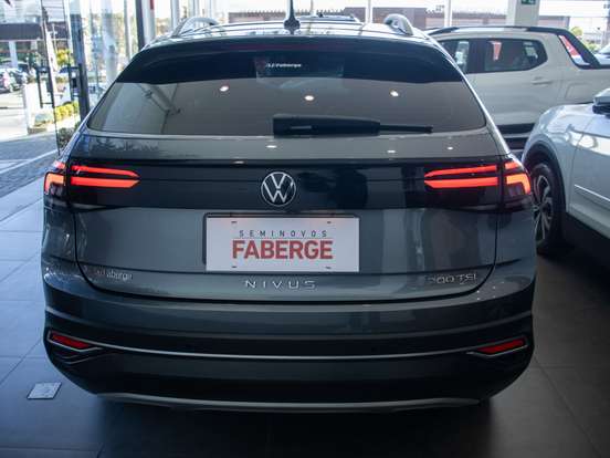 VOLKSWAGEN-NIVUS-1.0 200 TSI TOTAL FLEX HIGHLINE AUTOMÁTICO VOLKSWAGEN-NIVUS-2024