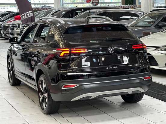 VOLKSWAGEN-NIVUS-1.0 200 TSI TOTAL FLEX HIGHLINE AUTOMÁTICO VOLKSWAGEN-NIVUS-2023