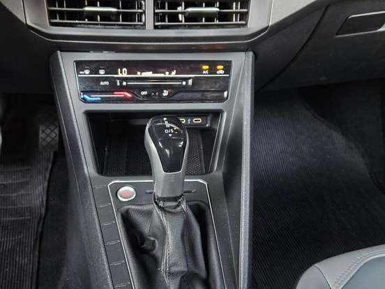 VOLKSWAGEN-NIVUS-1.0 200 TSI TOTAL FLEX HIGHLINE AUTOMÁTICO VOLKSWAGEN-NIVUS-2023